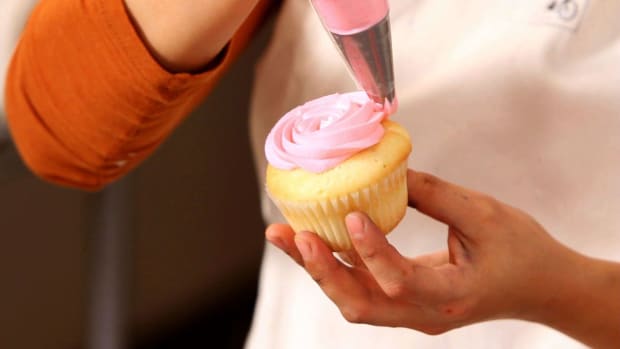 F. How to Decorate Cupcakes for a Girl's Birthday Promo Image