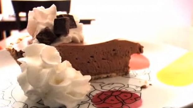 G. How to Make Chocolate Cream Pie Promo Image