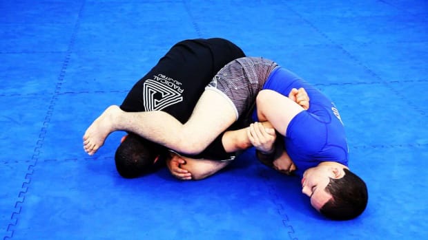 ZZF. How to Do the Rolling Arm Bar in MMA Fighting Promo Image