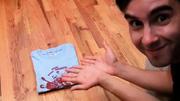 ZT. How to Fold a T-Shirt in Two Seconds Promo Image
