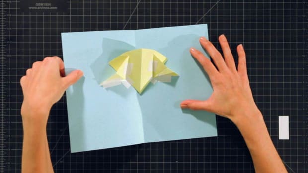 D. How to Make a V-Fold on a V-Fold Pop-Up Card Promo Image