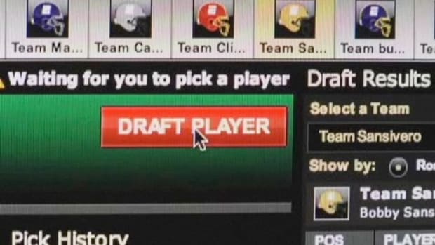 How to Draft Your Fantasy Football Team