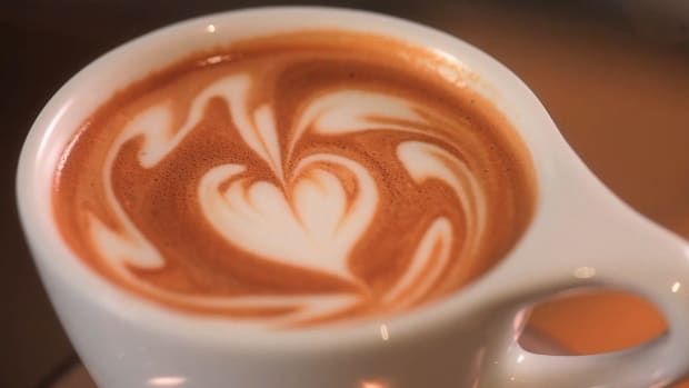 P. How to Pour a Latte Art Wave Promo Image