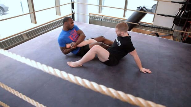 N. How to Do an Inverted Heel Hook Leg Lock Promo Image