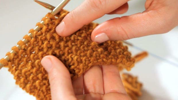 F. How to Do a Seed Stitch in Knitting Promo Image