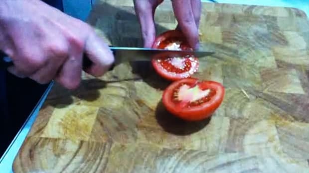 ZC. How to Freeze Raw Tomatoes Promo Image