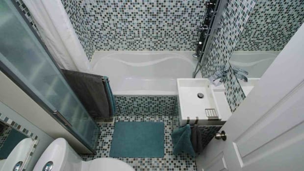 N. How to Maximize Space in a Small Bathroom Promo Image