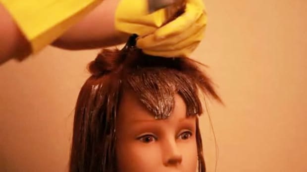 H. How to Bleach Your Hair Promo Image