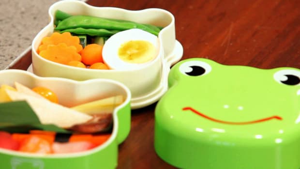 R. How to Put Together a Bento Box for Kids Promo Image