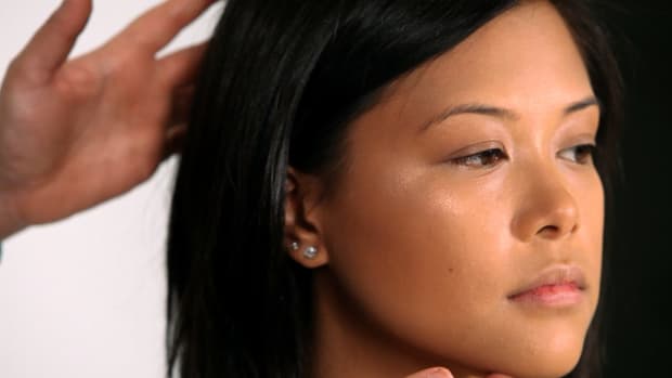 P. How to Use Highlighter on Asian Skin Promo Image