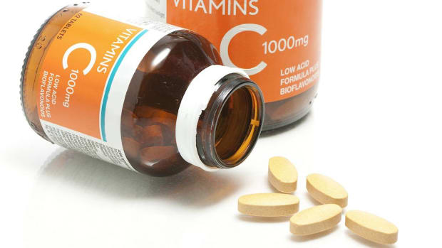 I. What are the Benefits, Food Sources & RDA of Vitamin C? Promo Image