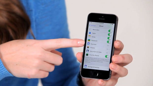 G. How to Sync Your iPhone through iCloud Promo Image