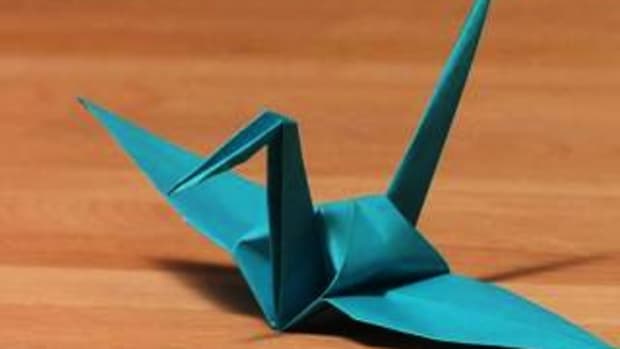 M. How to Make an Origami Crane Promo Image