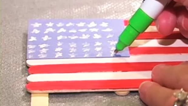 U. How to Make an American Flag Out of Popsicle Sticks Promo Image