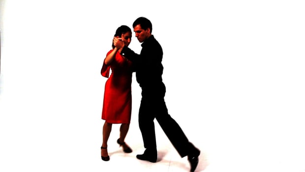 ZI. How to Do Enrosques in the Argentine Tango Promo Image