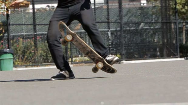 M. How to Do a No Comply on a Skateboard Promo Image