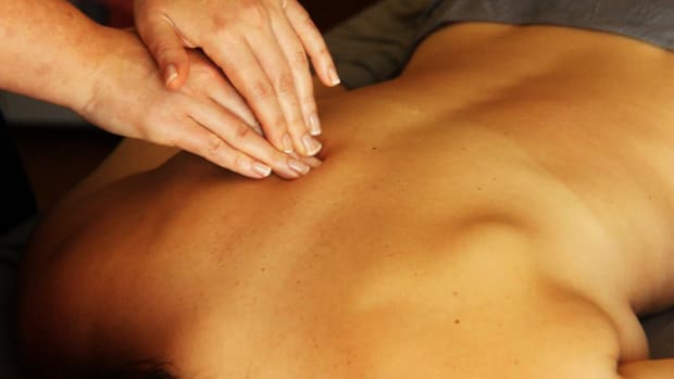 ZG. How Does Deep Tissue Massage Break Up Scar Tissue? Promo Image