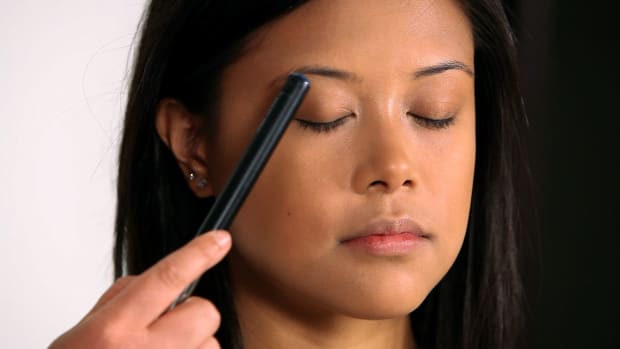 G. How to Apply Bronzer to Asian Skin Promo Image