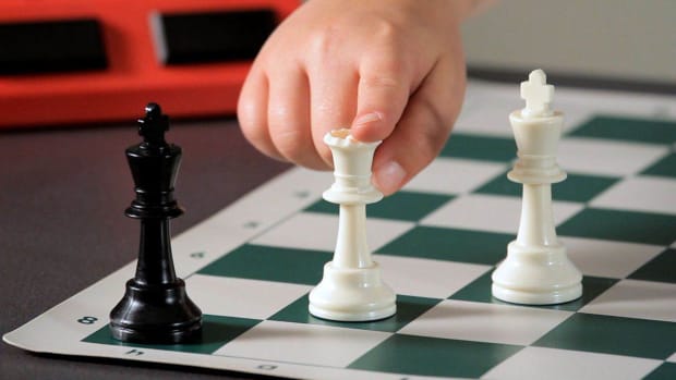 What Is a Ladder Checkmate? - Howcast