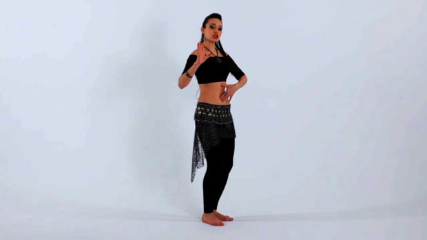 ZF. How to Do a Belly Isolation in Belly Dancing Promo Image