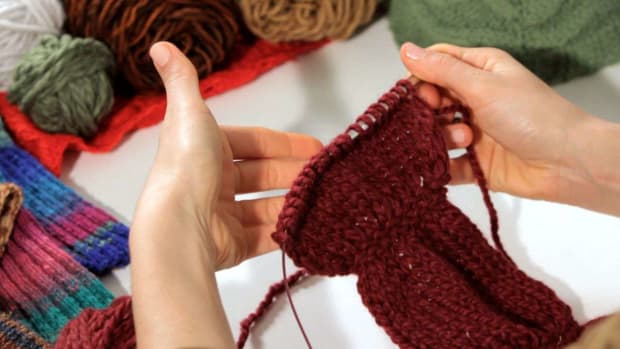 ZC. How to Do a Gathered Stitch in Knitting Promo Image