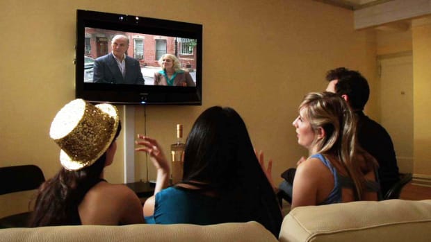 O. How to Host an Event-Viewing Party Promo Image