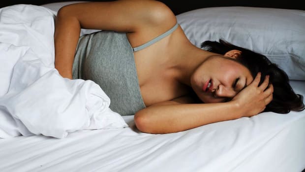 ZA. How to Sleep with Back Pain Promo Image
