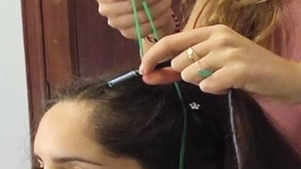 How to Add Body to Your Hair with Beer - Howcast How to Add Body to Your Hair with Beer - Howcast