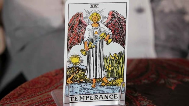 ZE. How to Read the Temperance Tarot Card Promo Image