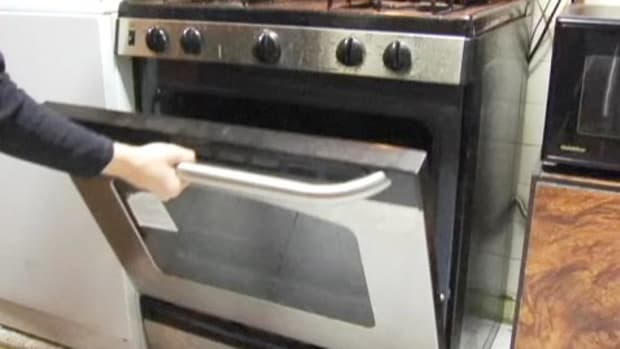 Q. How to Clean a Conventional Oven with Store Brought Cleaner Promo Image