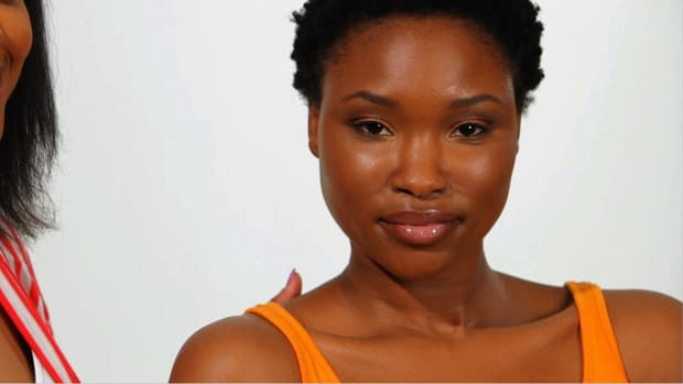S. How to Apply Lip Color for Black Women Promo Image