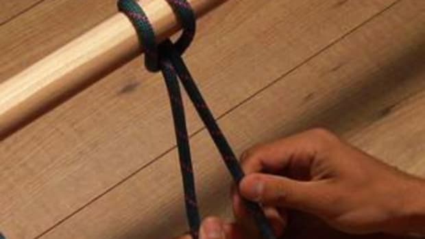 L. How to Tie a Cow Hitch Knot Promo Image
