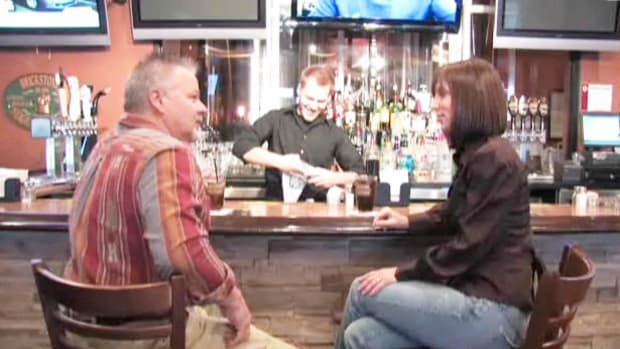 How To Tip In Every Situation Howcast how-to-tip-in-every-situation-howcast
