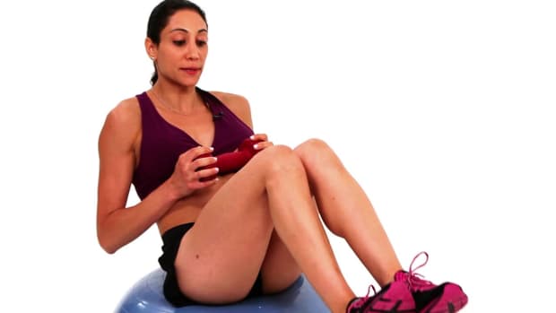 ZG. How to Do a V-Sit Workout Series with a Bosu Ball Promo Image