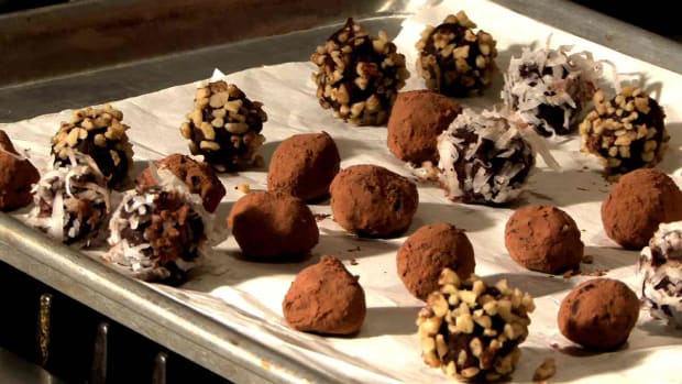 D. How to Make Chocolate Truffles Promo Image