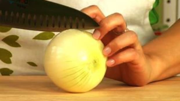 F. How to Chop an Onion Promo Image