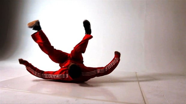 L. How to Do a Back Spin in Break Dancing Promo Image