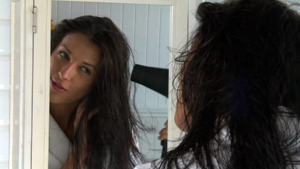 I. How to Prevent Hair Breakage Promo Image