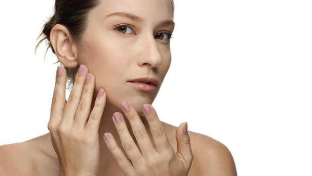 G. How to Get Rid of Brown Spots on Your Face from Acne Promo Image