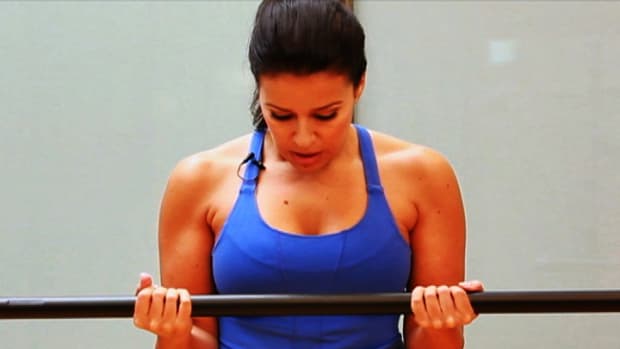 ZH. How to Do a Barbell Curl for Female Arm Workout Promo Image