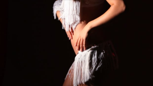 O. Basic Beginner Burlesque Moves Promo Image