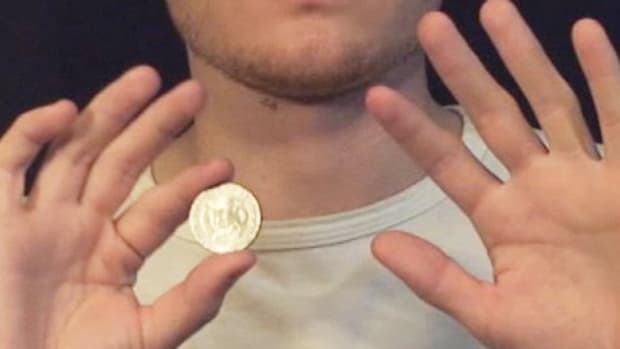 H. How to Do the Pinch Drop Coin Trick Promo Image