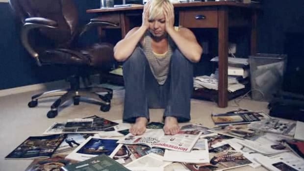E. How to Know If You Have a Hoarding Disorder Promo Image