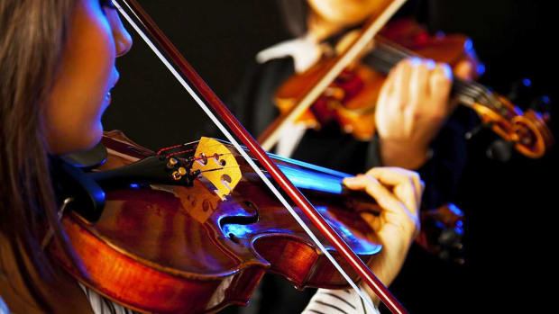 I. How to Pick Violin Strings Promo Image