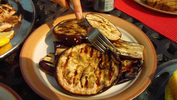 L. How to Make Grilled Eggplant Promo Image