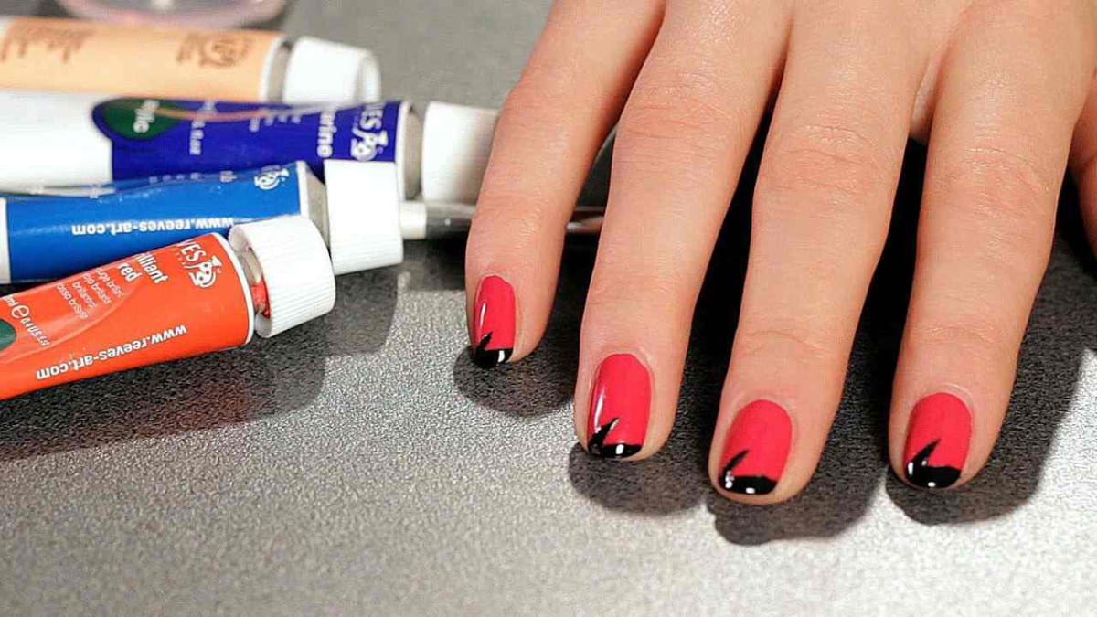 How to Do a Lightning Bolt Nail Art Design with Tape - Howcast How to Do a Lightning Bolt Nail Art Design with Tape - Howcast