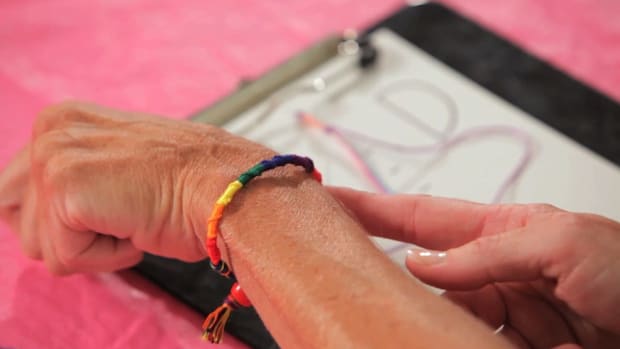 How to Make a Spiral Friendship Bracelet with Lanyard Howcast