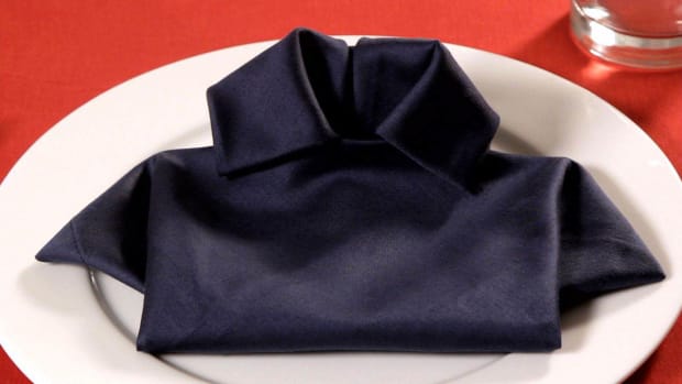 How to Fold a Napkin into a Tuxedo Howcast