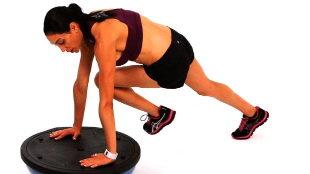 Bench press on bosu ball top