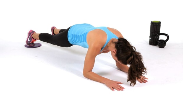 How to Do a Body Saw Exercise with a Foam Roller Howcast